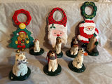 Byers Choice - Christmas-themed dog figurines with festive felt decorations - thumbnail 2 of 3