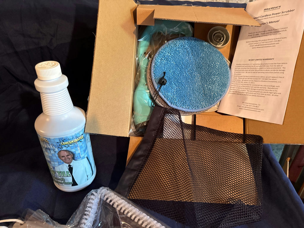 New Cordless Power Scrubber Kit with Pads, Cleaner, and Manual - image 1 of 4