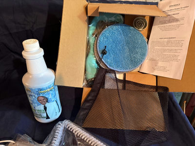New Cordless Power Scrubber Kit with Pads, Cleaner, and Manual - Image 1 of 4