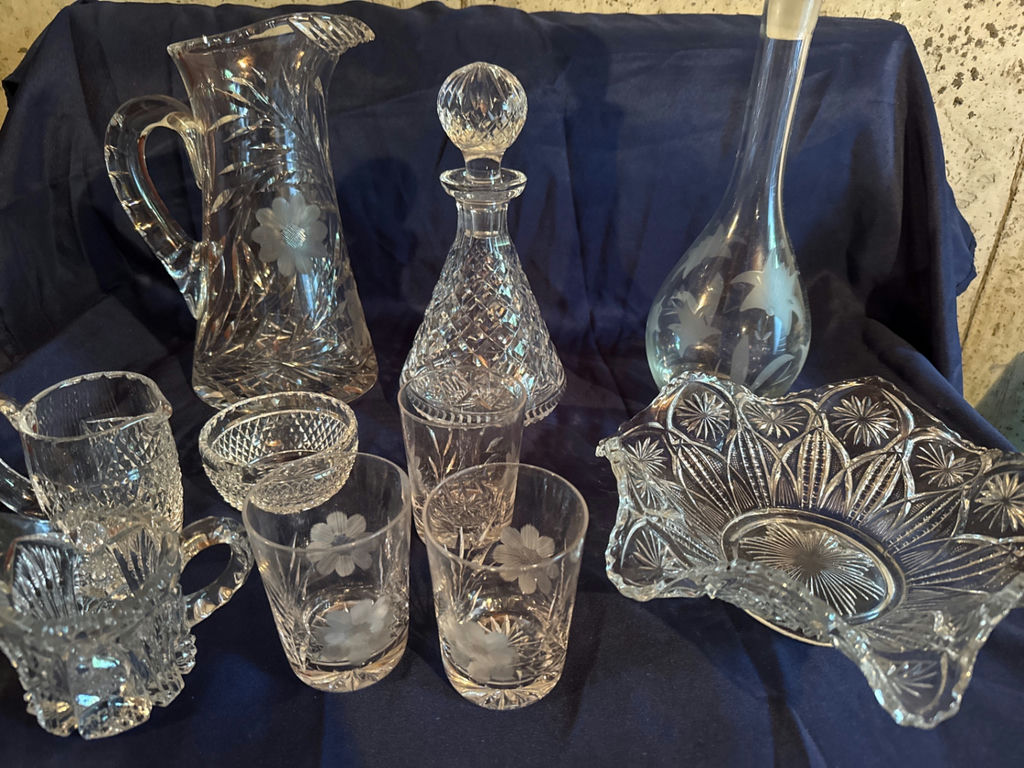Crystal glassware set with etched floral patterns - image 1 of 6