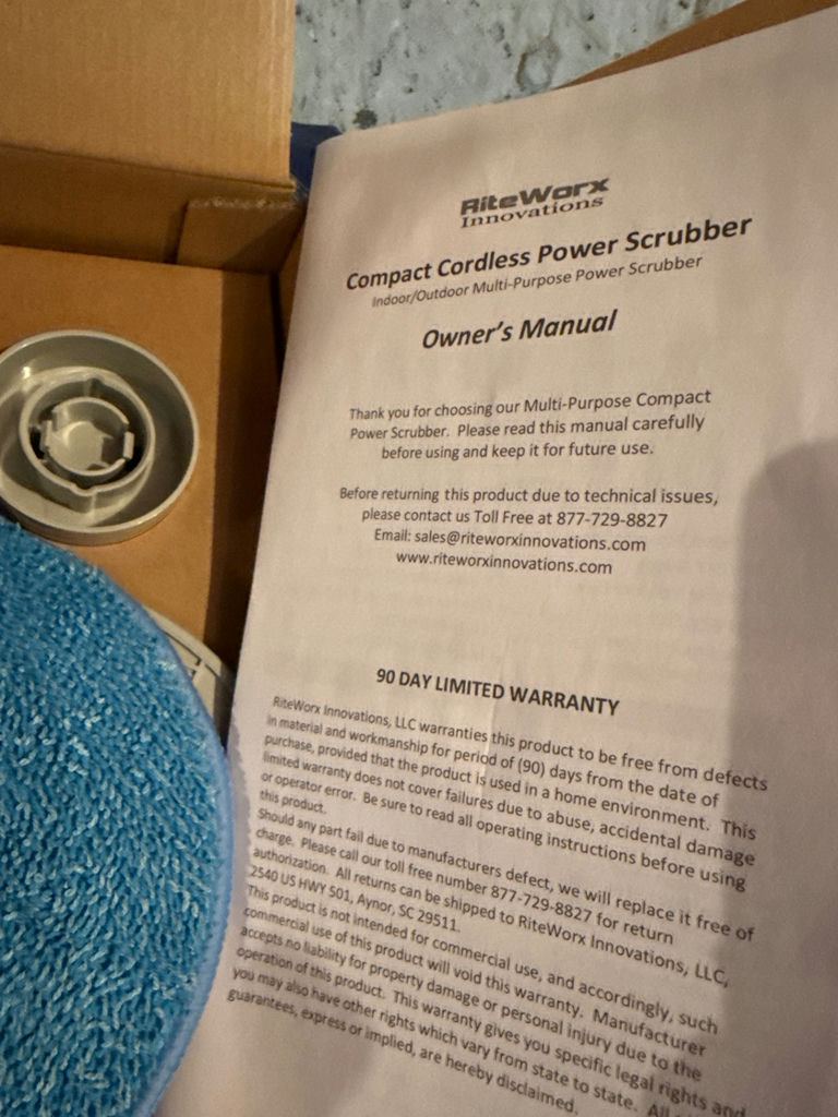 New Cordless Power Scrubber Kit with Pads, Cleaner, and Manual - image 3 of 4