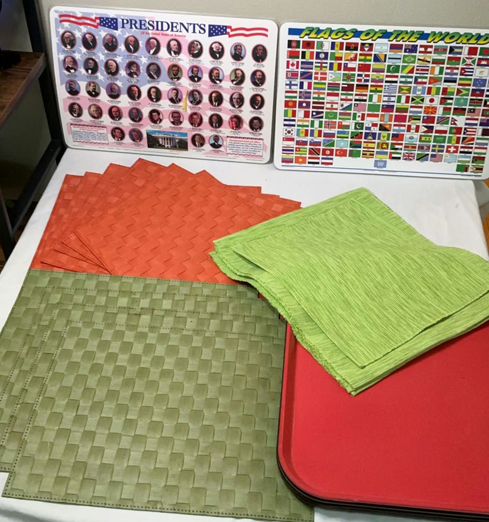 Woven placemats, napkins, trays, and educational flag/president boards - image 1 of 4