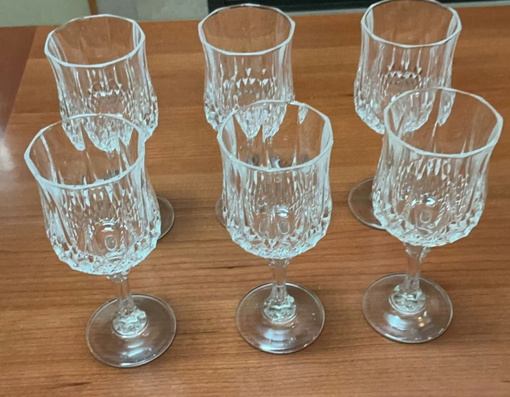 Crystal glassware: champagne flutes and a cut-glass bowl - image 3 of 5