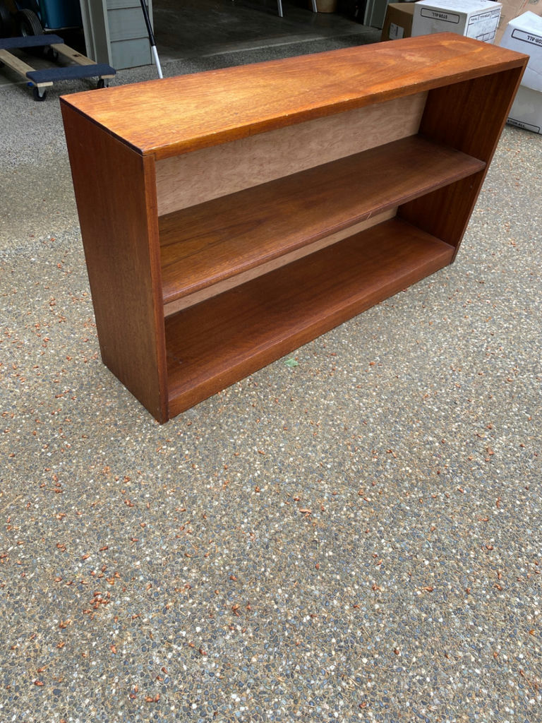Mahogany short Bookcase - image 2 of 4