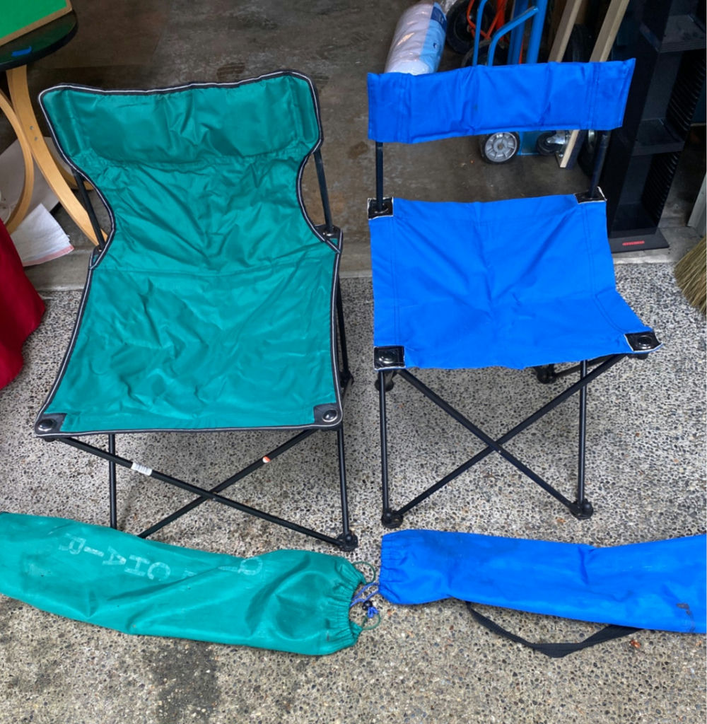 Folding Chairs with Carry Bags - image 1 of 3