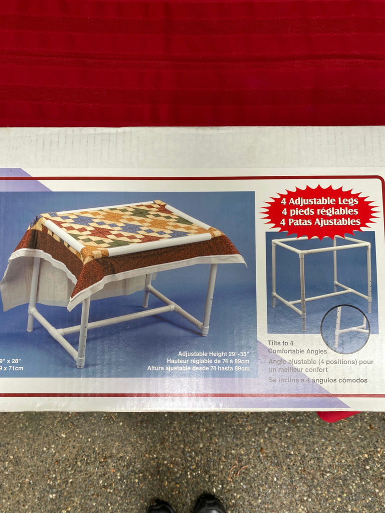 Quilter's Floor Frame with Batting and Fabric - image 3 of 5