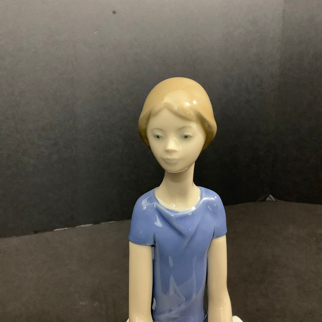 Lladro Beth Ballerina Figurine - image 3 of 5