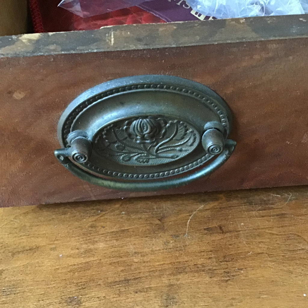 American Federal Style Dresser - image 4 of 9