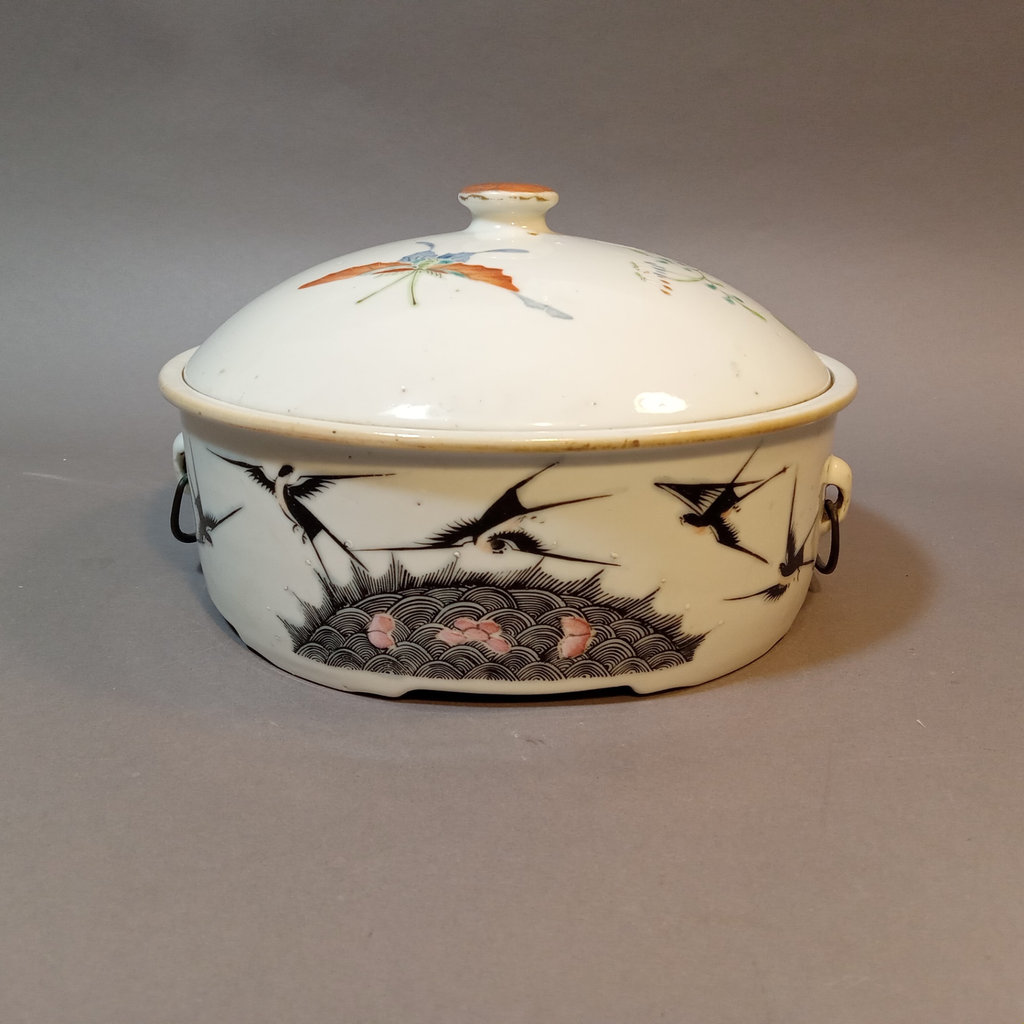 19th Century Chinese Famille Rose Covered Bowl - image 4 of 13