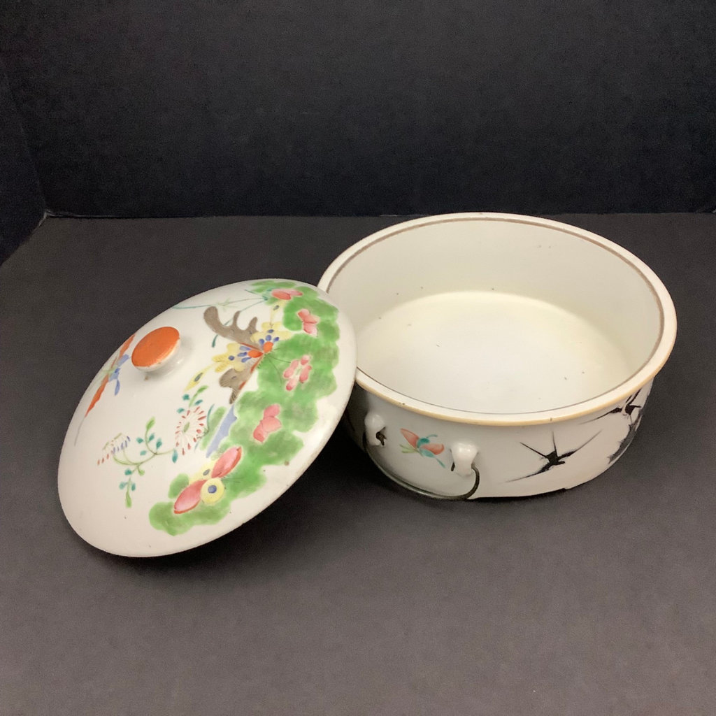 19th Century Chinese Famille Rose Covered Bowl - image 8 of 13