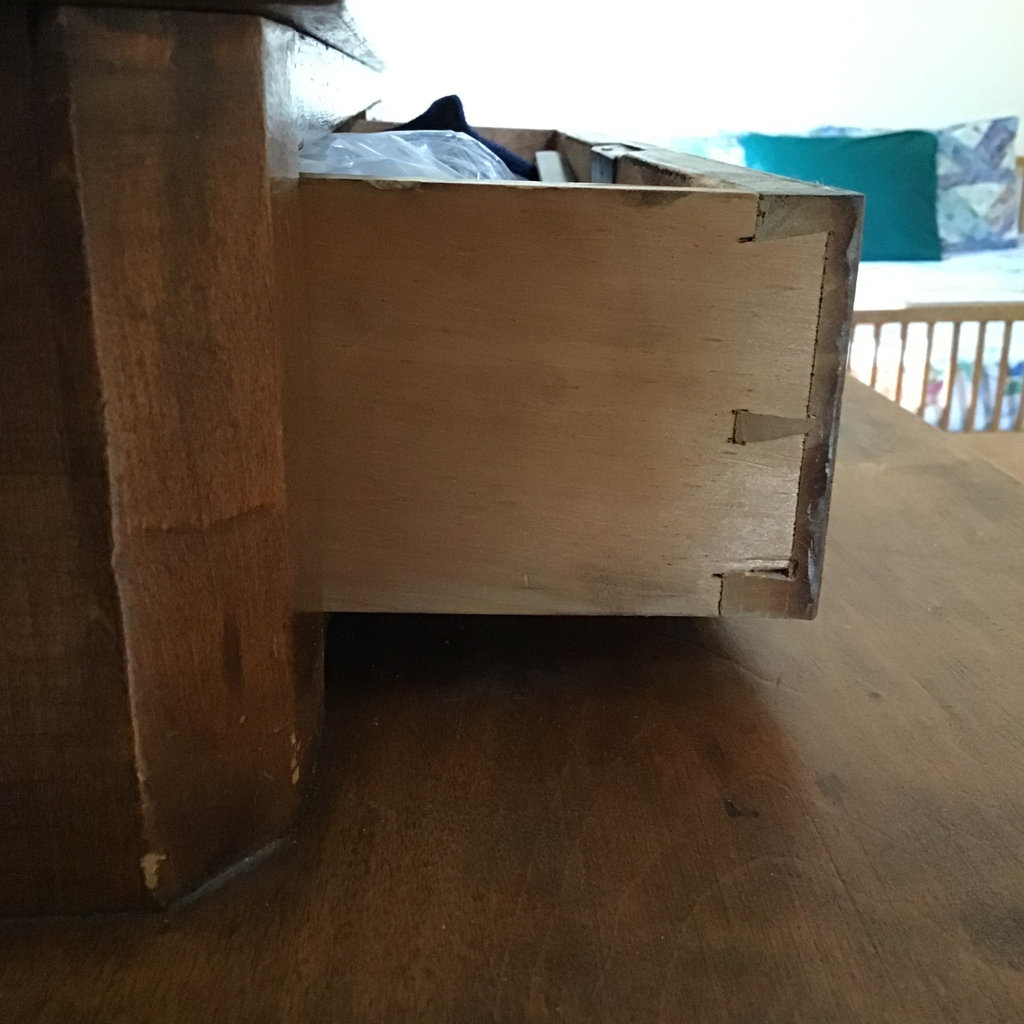 American Federal Style Dresser - image 5 of 9