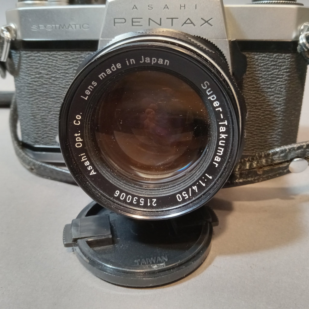 Vintage Pentax & Minolta SLR Cameras - image 6 of 24