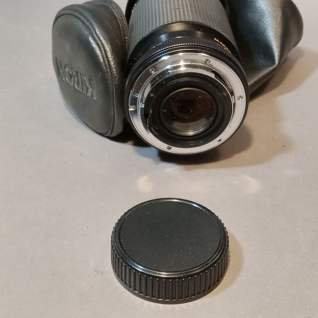 Vintage Pentax & Minolta SLR Cameras - image 21 of 24