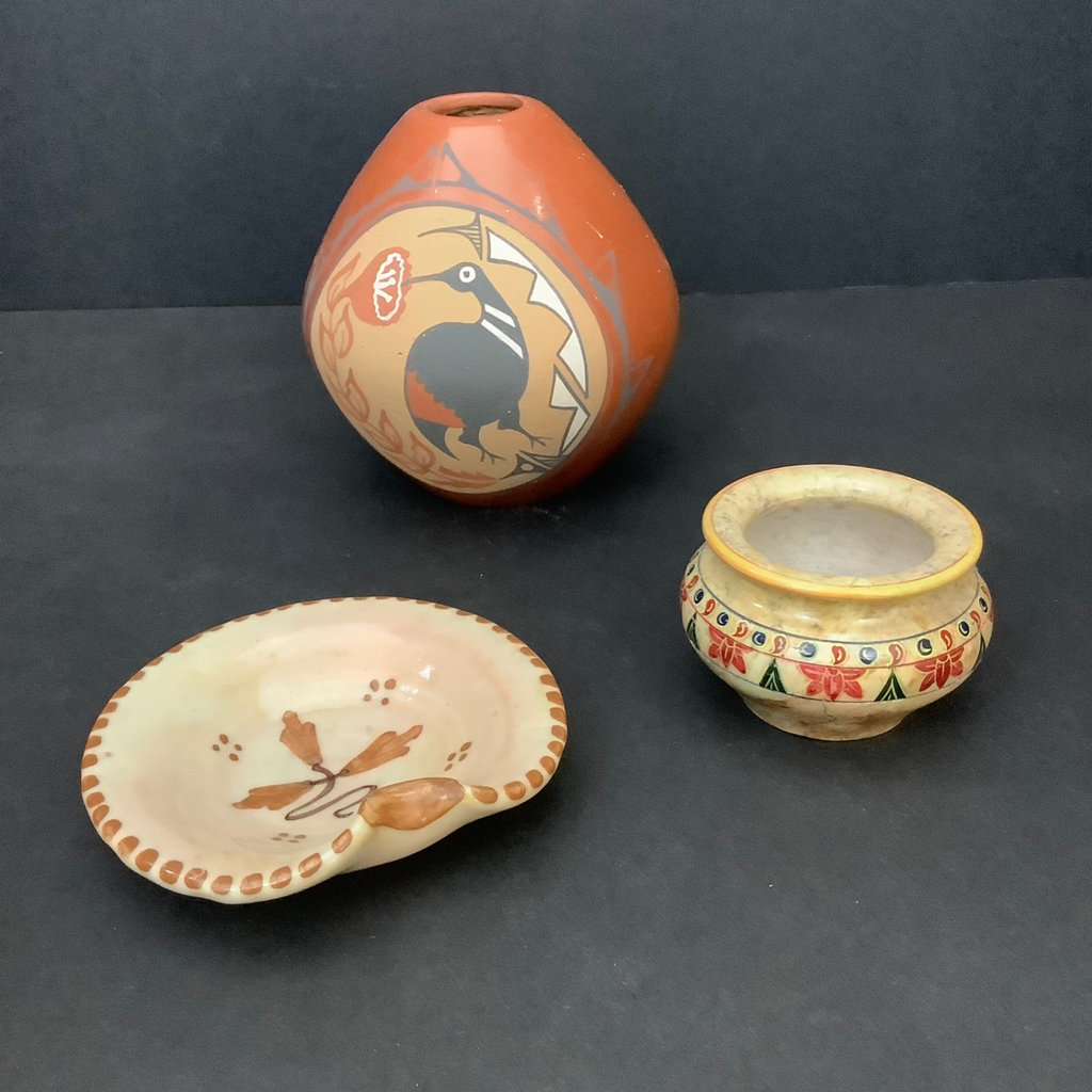 Mexican Pottery Decor - image 1 of 9