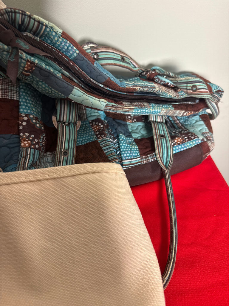 Assorted Tote Bags and Wallet - image 4 of 4