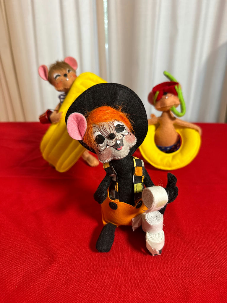 Assorted Annalee  fabric mouse puppets with outfits and accessories - image 1 of 3