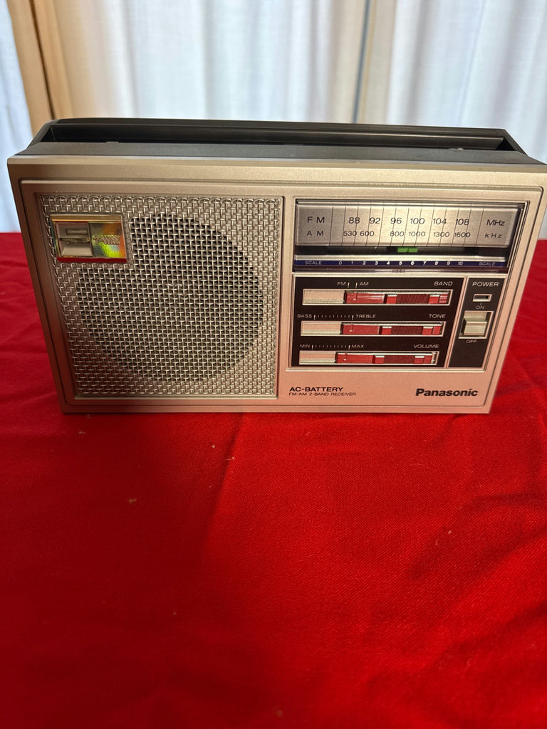 Panasonic Portable AM/FM Radio - image 2 of 3