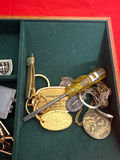 Assorted Jewelry, Cufflinks, Tie Clips, and Collectible Accessories - thumbnail 4 of 4