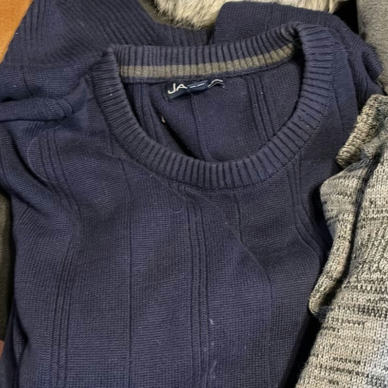 Winter hat, scarves, sweaters, and travel neck pillow - image 5 of 11
