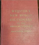 Collection of English–Portuguese dictionaries and language reference books - thumbnail 4 of 8