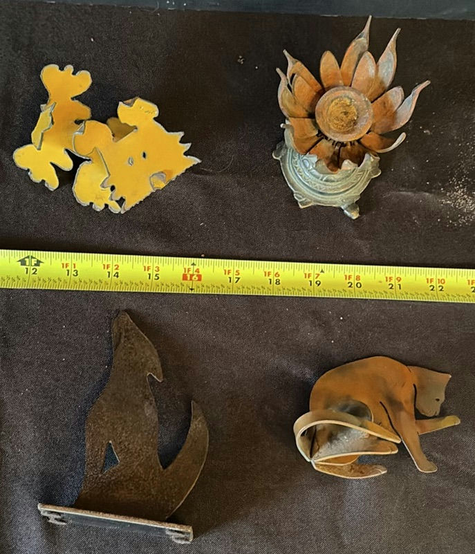 Set of small decorative metal sculptures - image 1 of 8