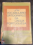Collection of English–Portuguese dictionaries and language reference books - thumbnail 5 of 8