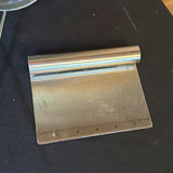 Assorted vintage kitchen utensils and accessories - thumbnail 9 of 9