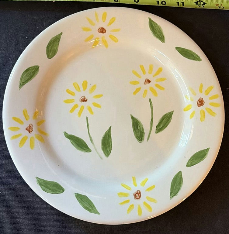 Assorted ceramic bowls, plate, and planters - image 2 of 6
