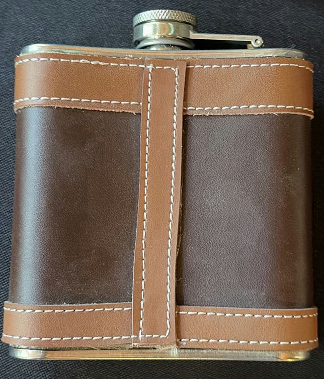 Leather-wrapped hip flask with coasters - image 7 of 7
