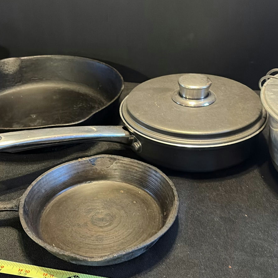 Lodge Cast Iron Cookware Set - image 8 of 13