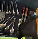 Assorted kitchen utensils and cutlery set - thumbnail 10 of 12