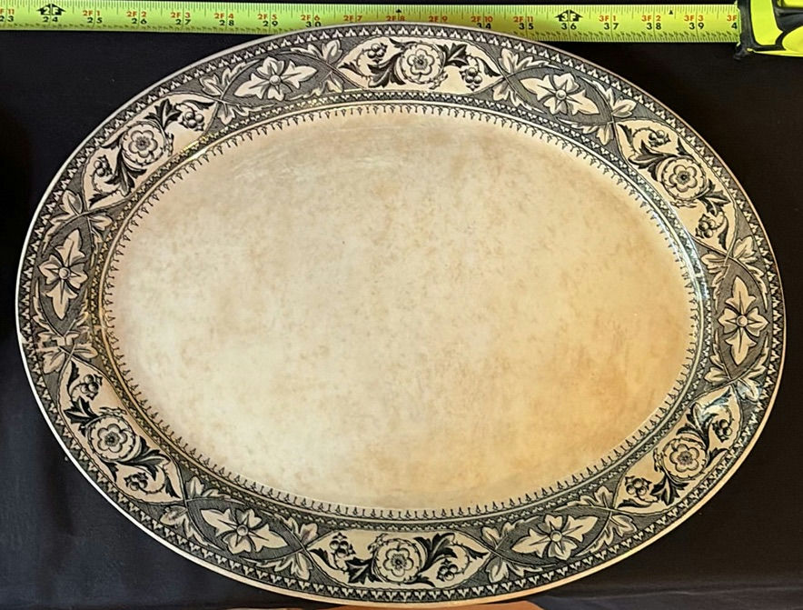 Assorted kitchenware: colorful square bowls, wooden serving tray, and decorative oval plate - image 4 of 8