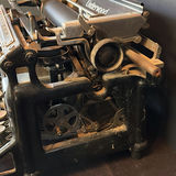 Vintage Underwood Typewriter - thumbnail 7 of 12