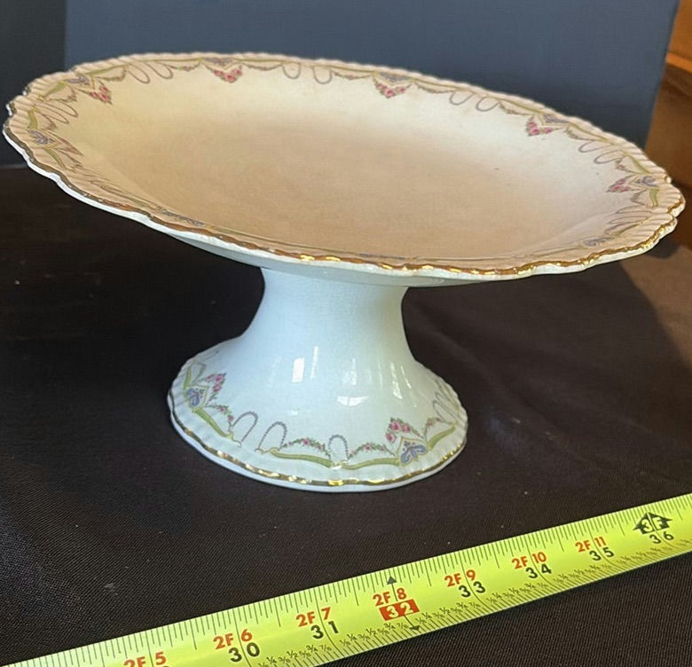 Vintage John Maddock & Sons porcelain pedestal cake stand with matching plates - image 8 of 11