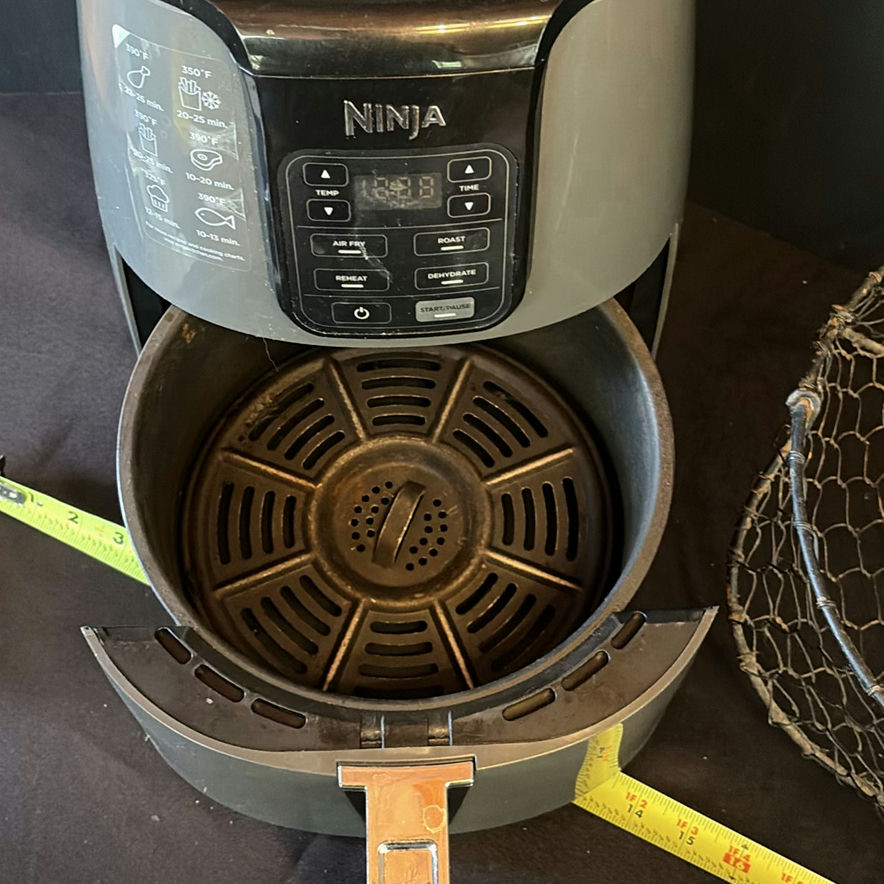 Ninja Air Fryer and Round Wire Fry Basket - image 7 of 7
