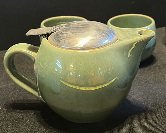 Assorted glazed ceramic dishware set - image 8 of 15