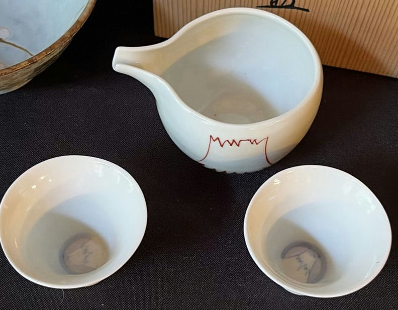 Japanese porcelain teaware set with plum-blossom glaze (bowls, cups, pitcher) and wooden boxes - image 6 of 8
