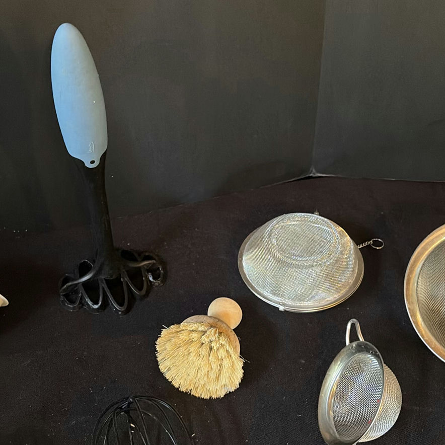 Assorted vintage kitchen utensils and accessories - image 7 of 9