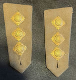 WWI-era military insignia and accessories collection - thumbnail 4 of 10