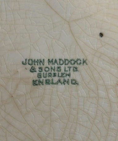 Vintage John Maddock & Sons porcelain pedestal cake stand with matching plates - image 9 of 11