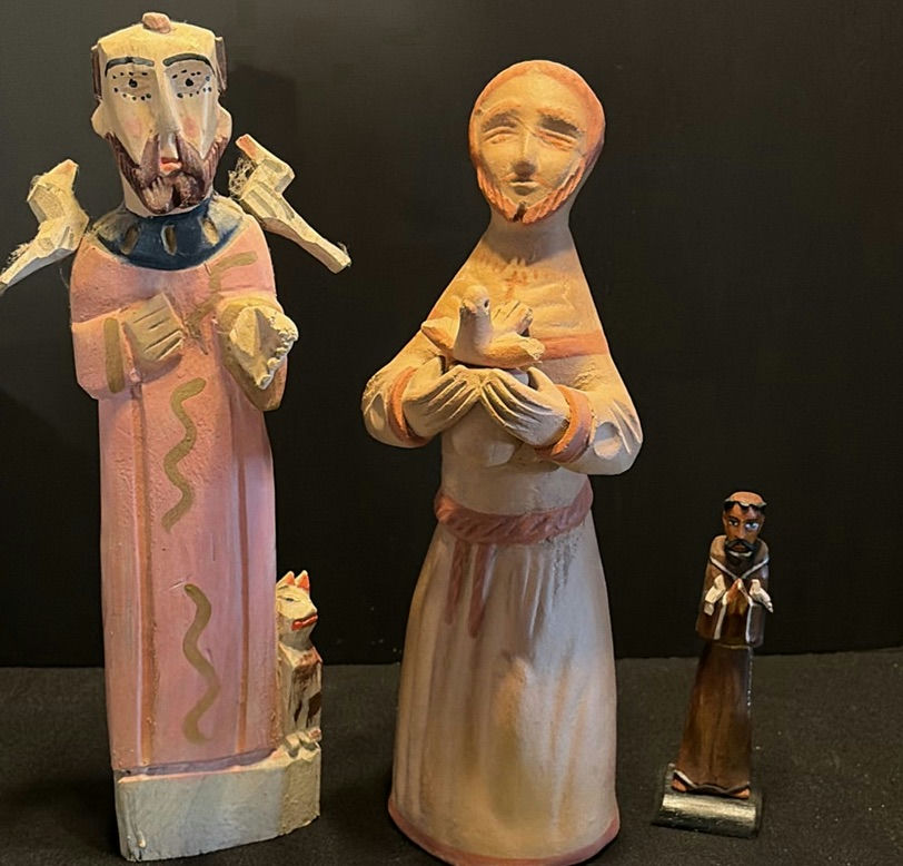 Set of wooden religious statues and shrine - image 6 of 11