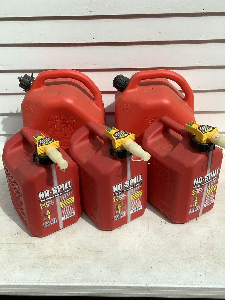 No-Spill Gasoline Cans, Set of Five - image 1 of 1