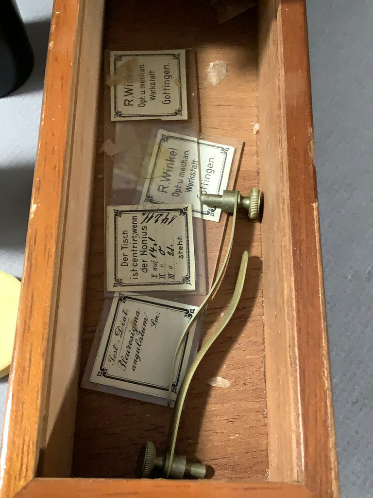 Antique Gottingen Microscope w/Box - image 15 of 24