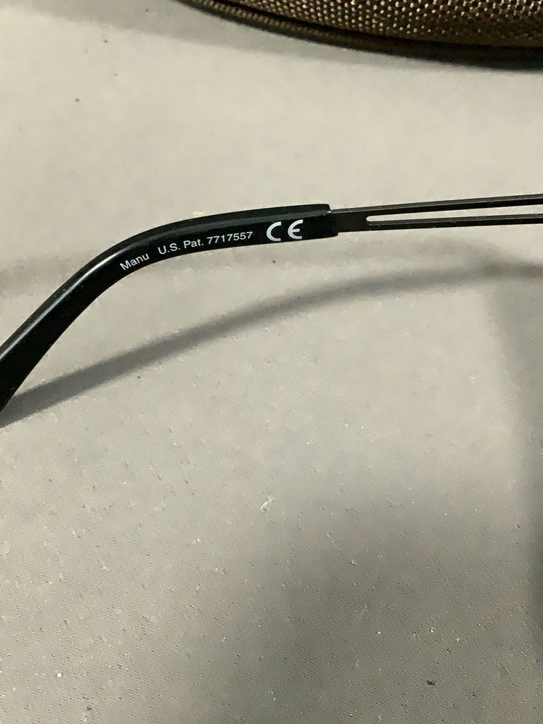 Maui Jim & More Sunnies & Cases - image 8 of 12