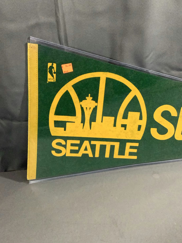 Vintage Basketball Pennants - Clippers / Lakers / Warriors / Supersonics / Trail Blazers - image 12 of 17