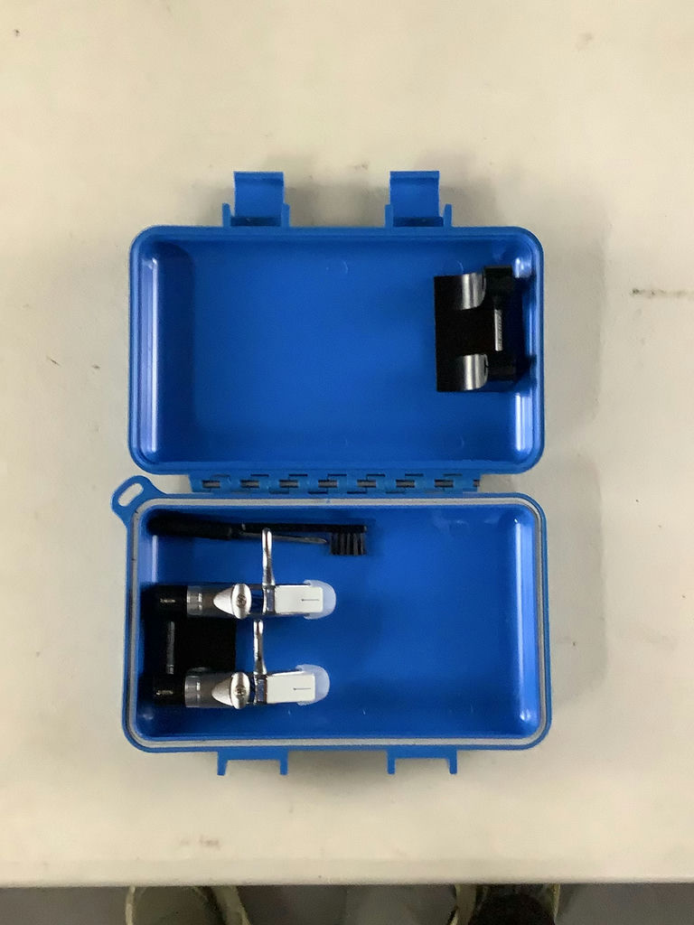 Shure MCC 2000 Hard Case w/ WHLB Cartridges - image 3 of 5
