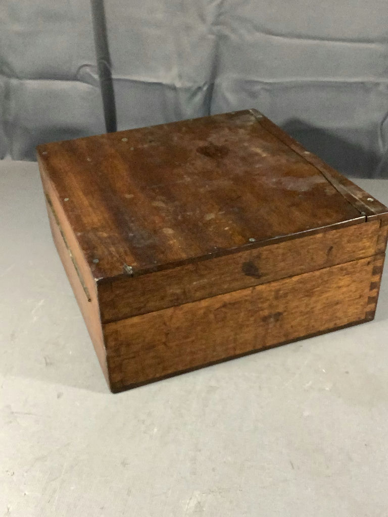 Antique Hezzanith Sextant w/Wood Box - image 23 of 24