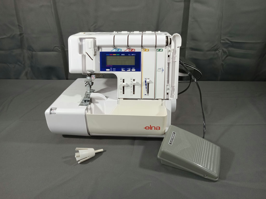 Elna 925 Serger Sewing Machine - image 1 of 9