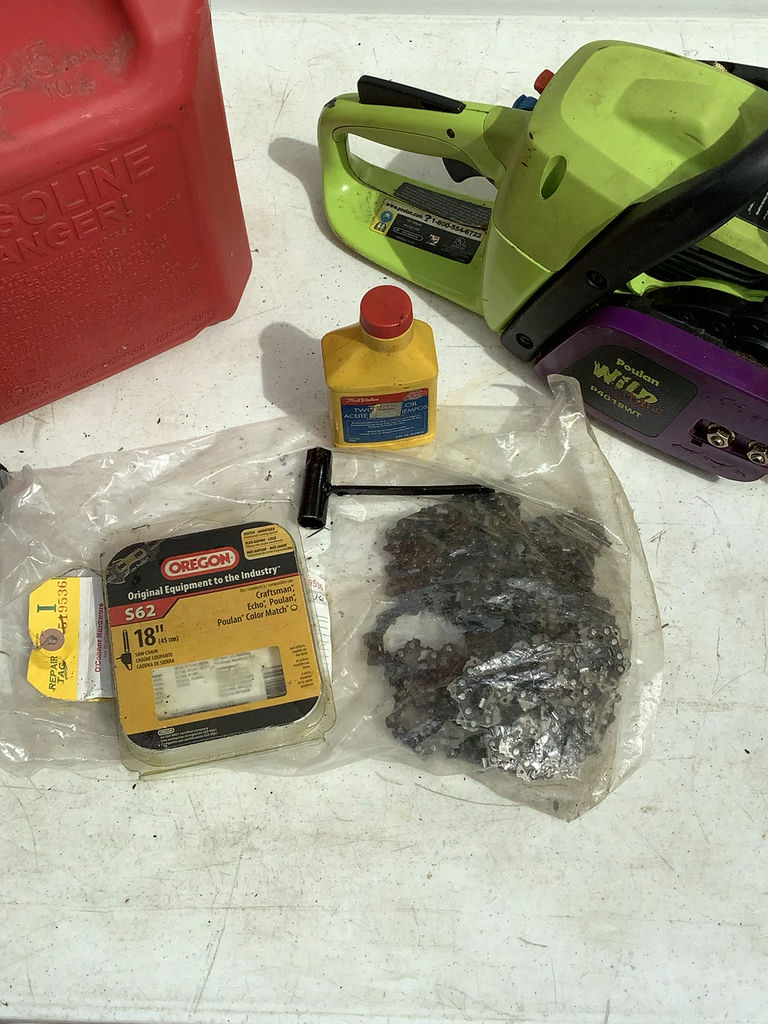 Poulan Wild Thing P4018WT Chainsaw & More - image 5 of 5