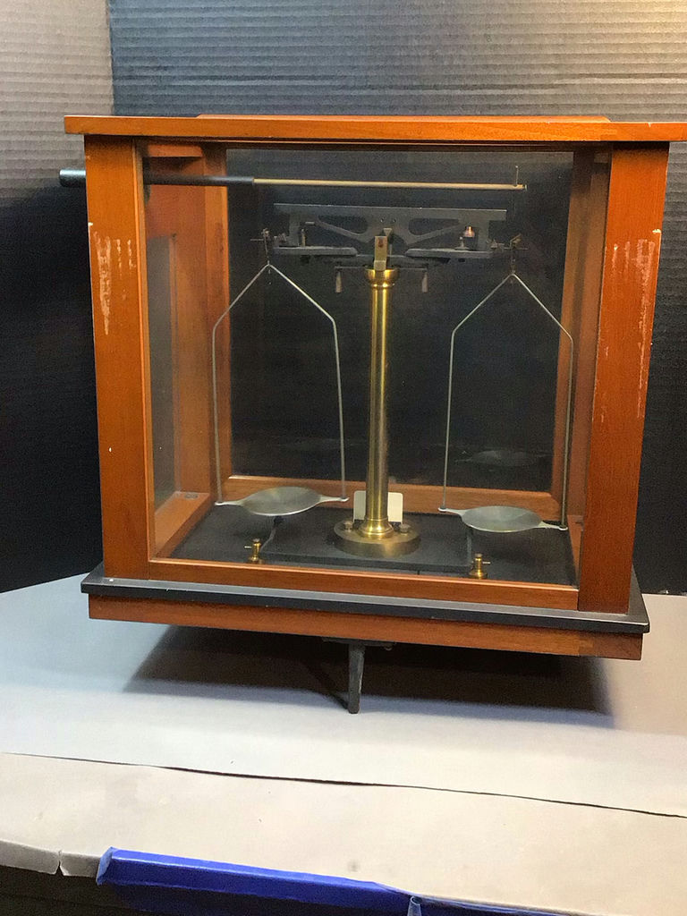 Chicago Apparatus Company Balance Beam Scale - image 15 of 17